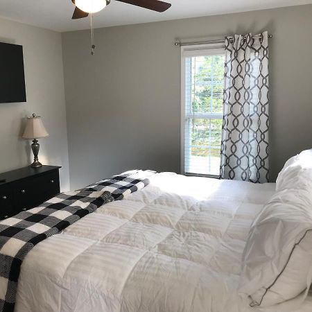 Brand New 3 Bedroom 2 Bath Home Huntsville Exterior photo